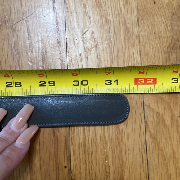 Salvatore Ferragamo women’s belt - Picture 10 of 10